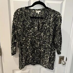 Joie size medium silk blouse top V neck